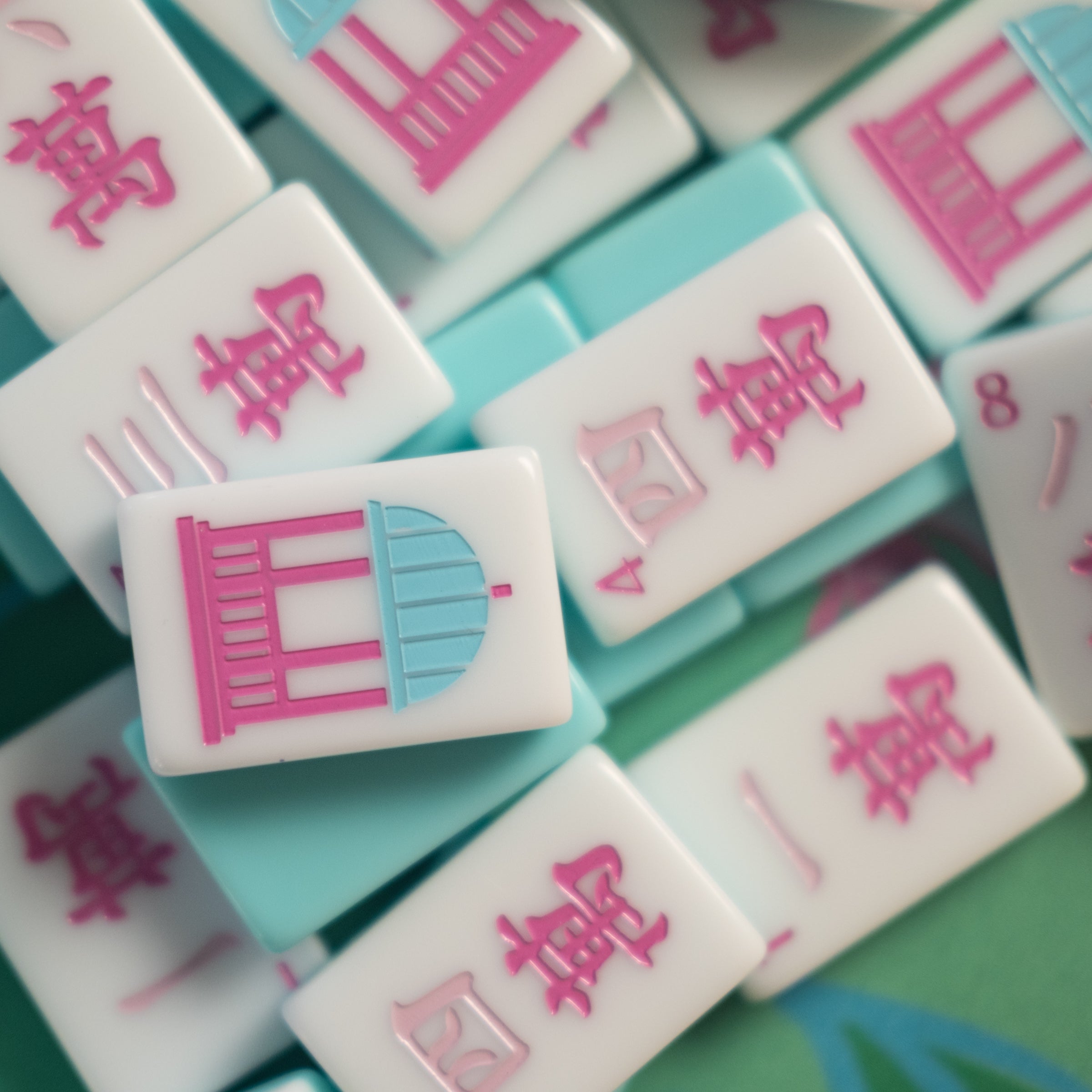 Southern Springs American mahjong tile set showing crack tiles close-up